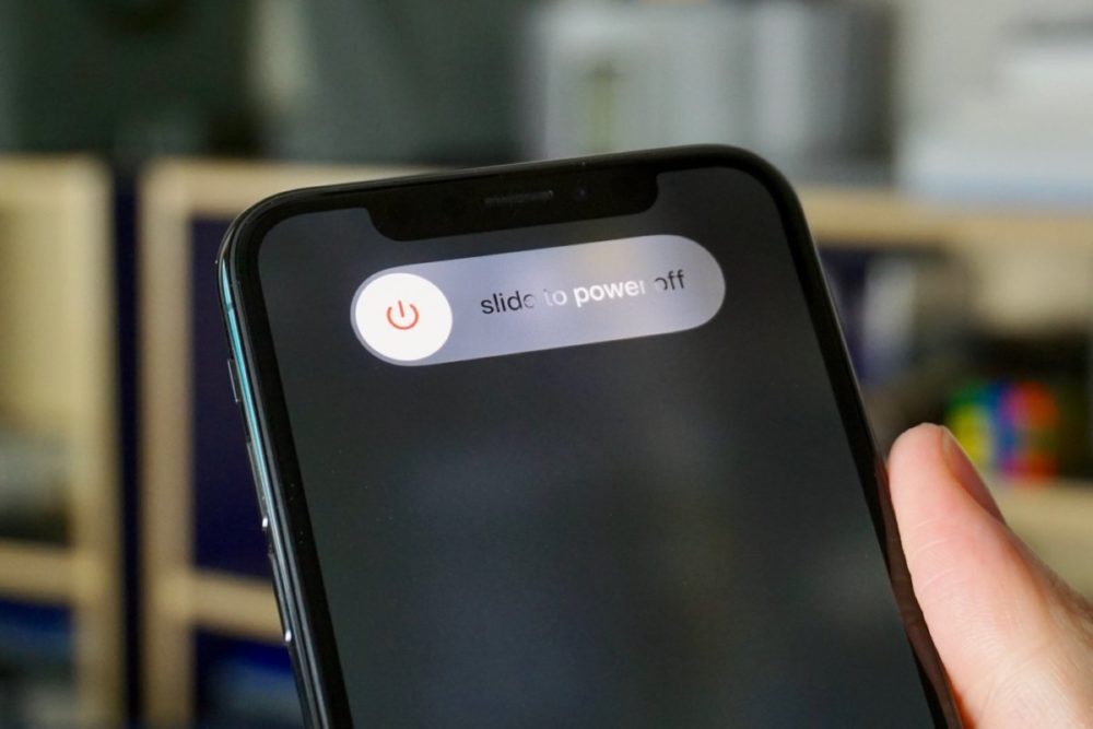 How to turn off and restart your iPhone 11, 11 Pro, X, XS ...
