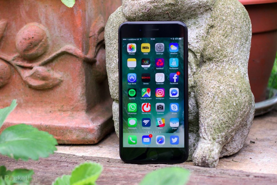 Apple iPhone 7 Plus review: Big changes from the big ...