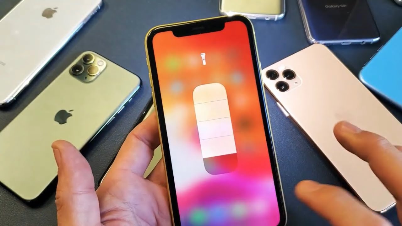 iPhone 11 / 11 Pro Max: How to Use Flashlight + Tips ...
