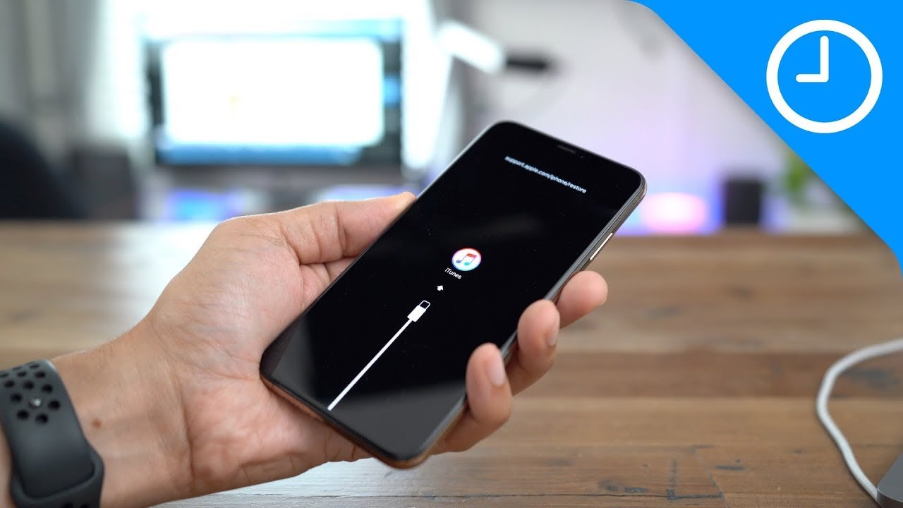 How to put iPhone 11 in Recovery Mode or in DFU Mode (Guide)