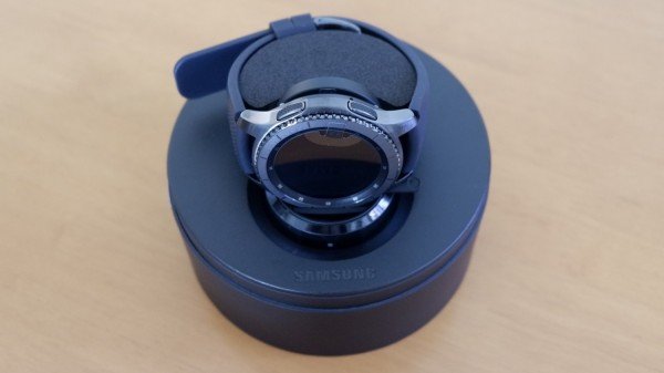 How to Connect Your Samsung Galaxy Watch to an iPhone ...