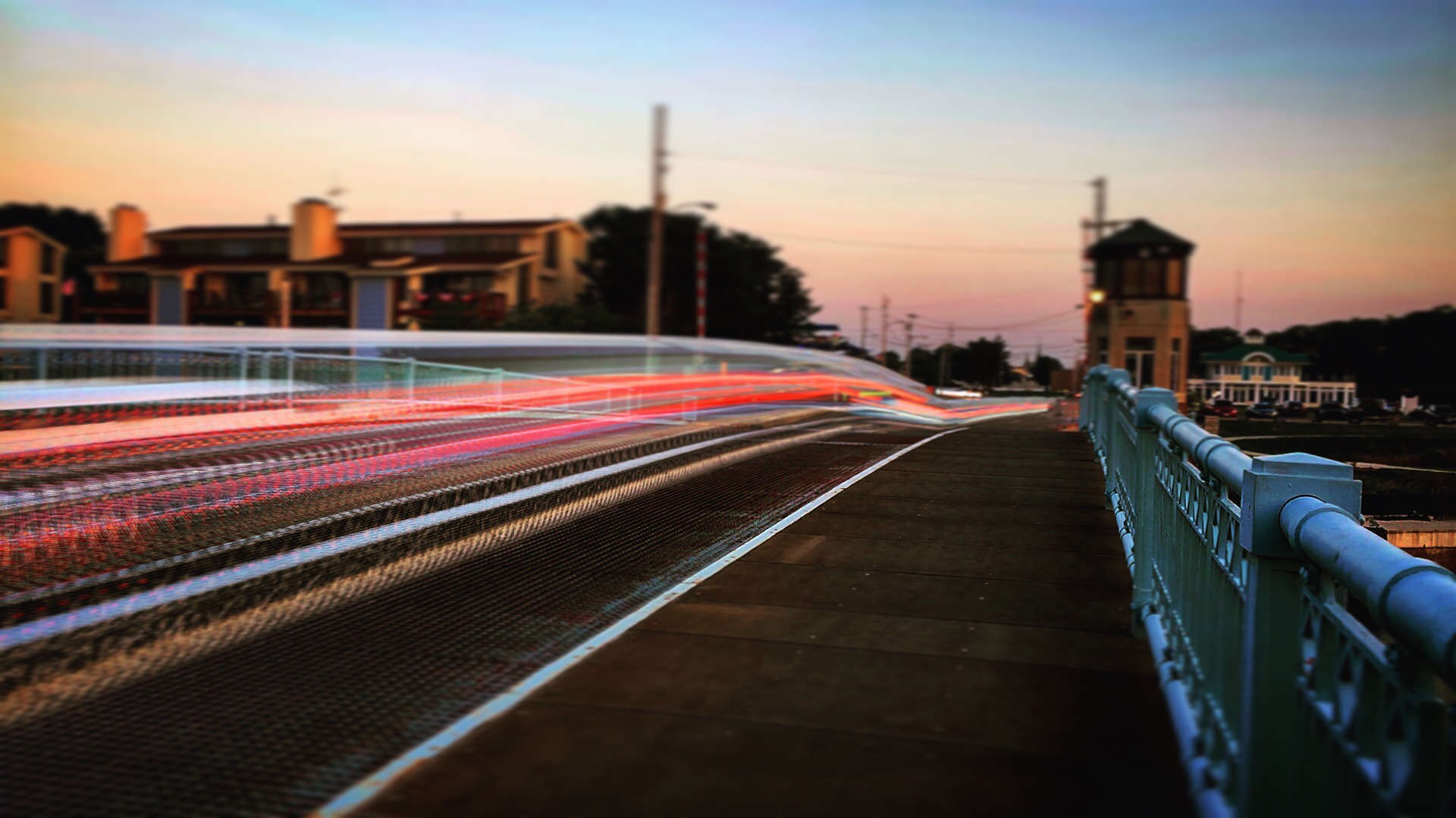 How to capture long exposures and light trails with your ...