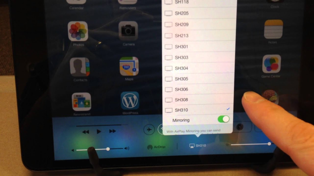 How to connect iPad or iPhone to AppleTV