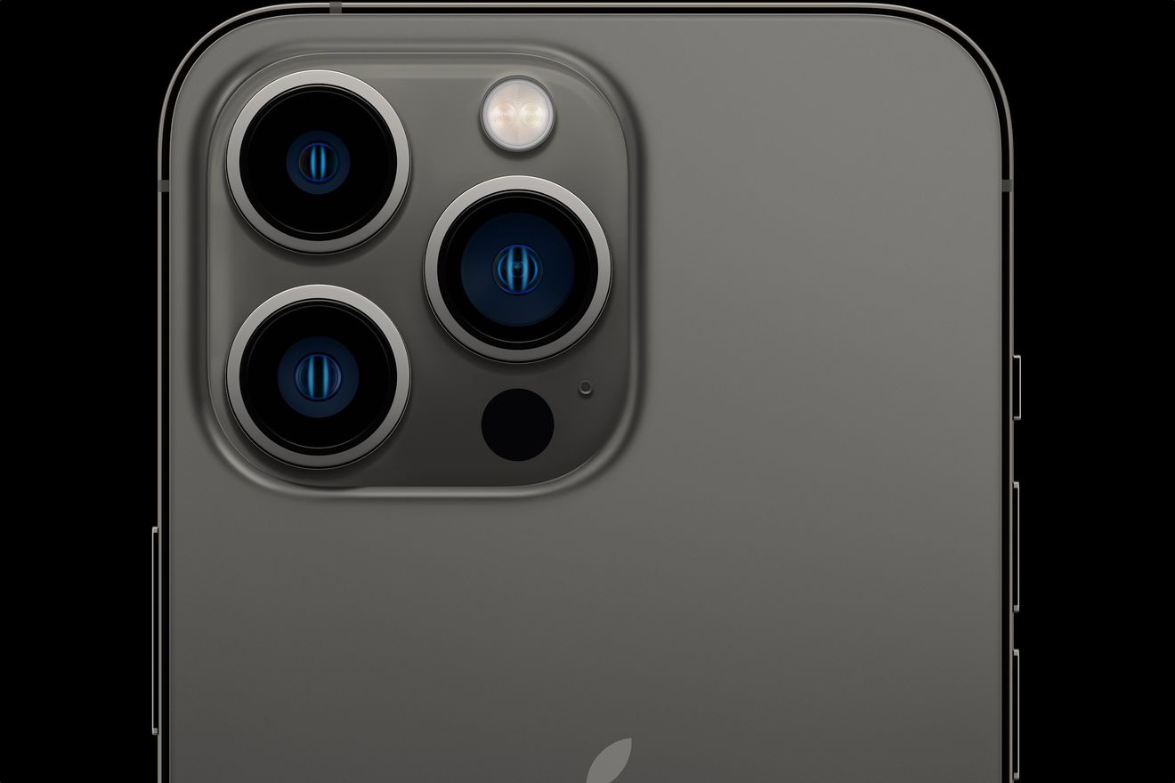 Apple says it every year, but the iPhone 13 cameras do seem much ...