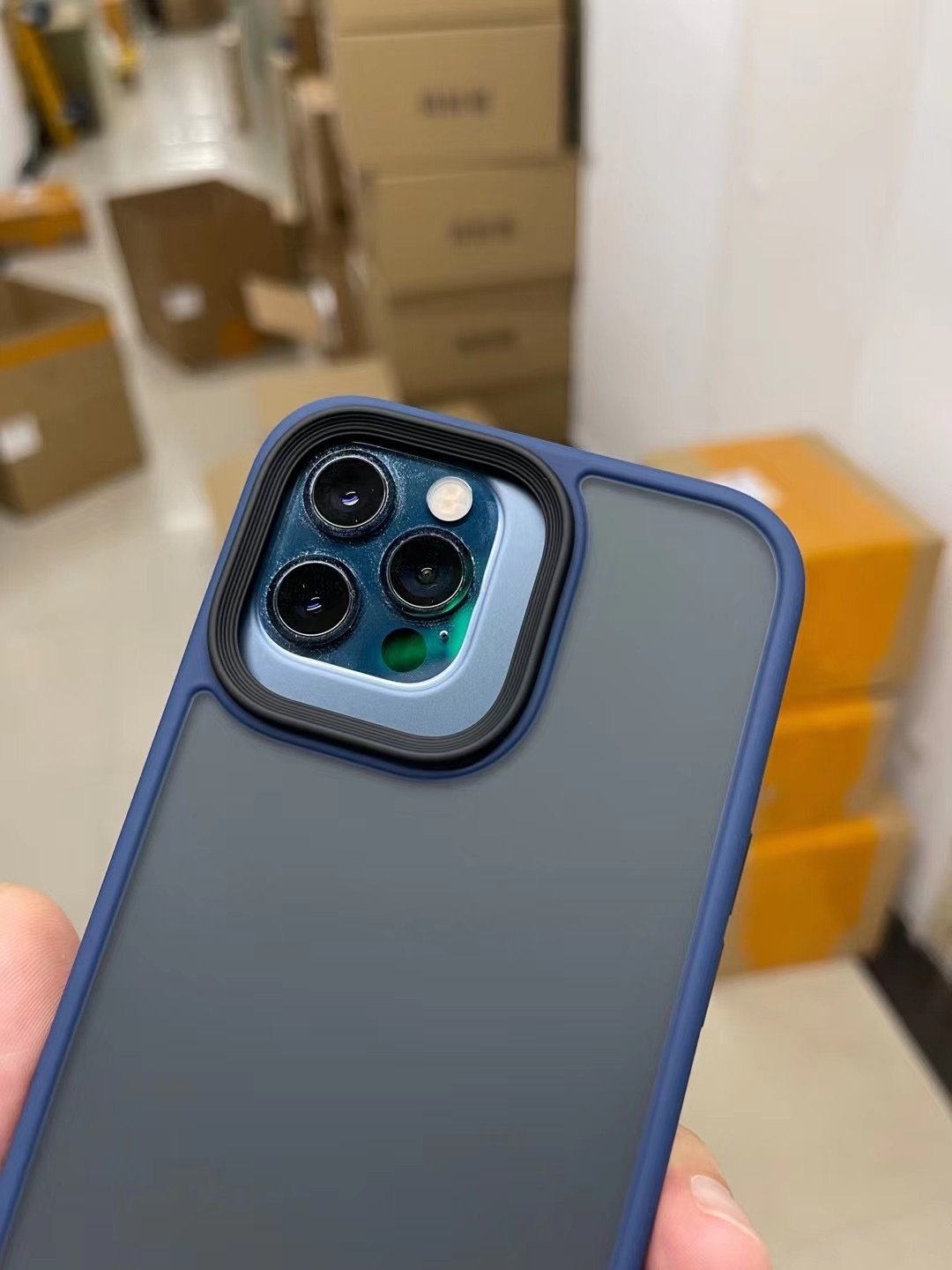 iPhone 13 Pro Protective Case Revealed: Larger Camera Module On New ...